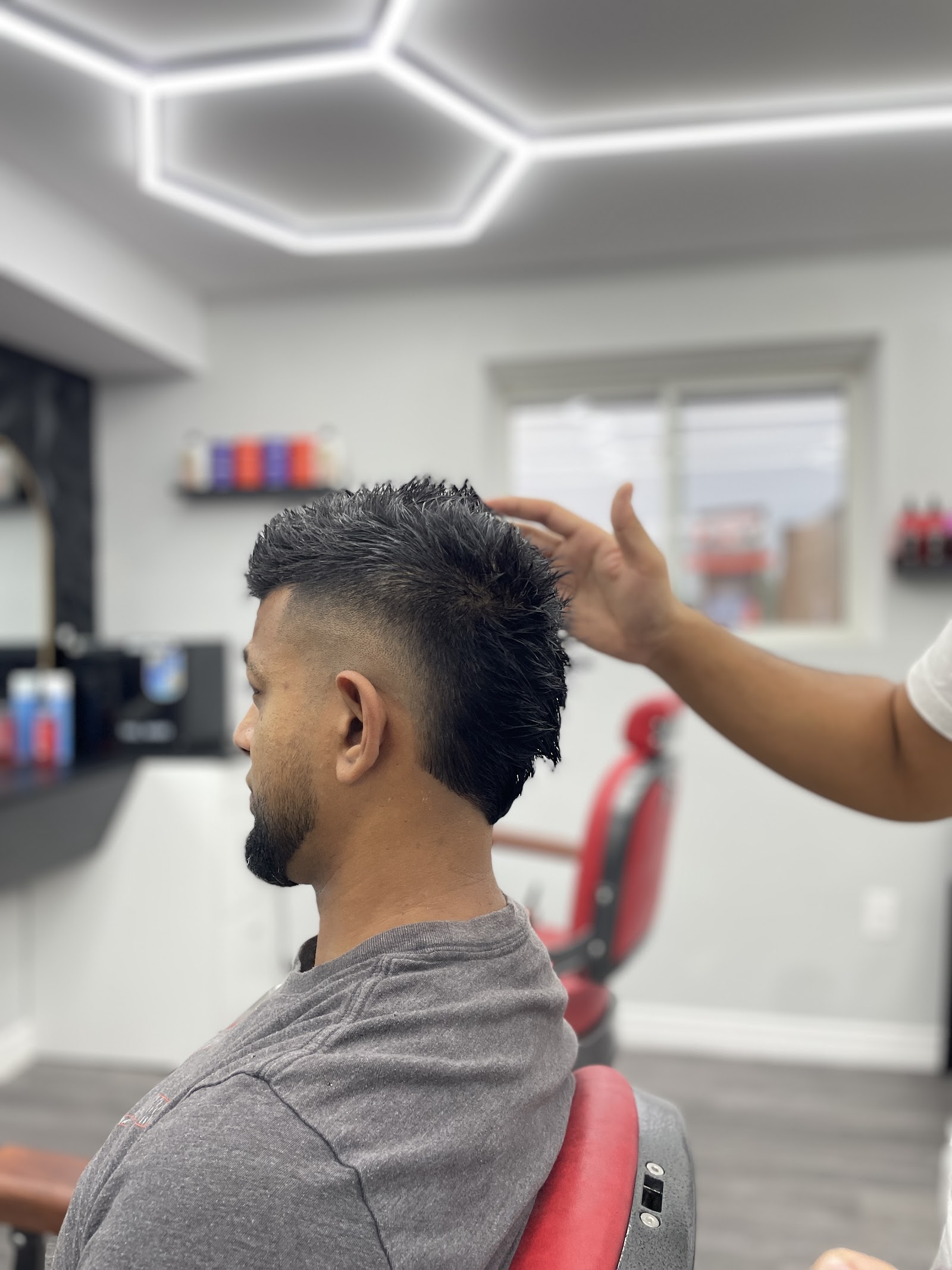 Crisp razor edges and neckline at Sam's Scissors