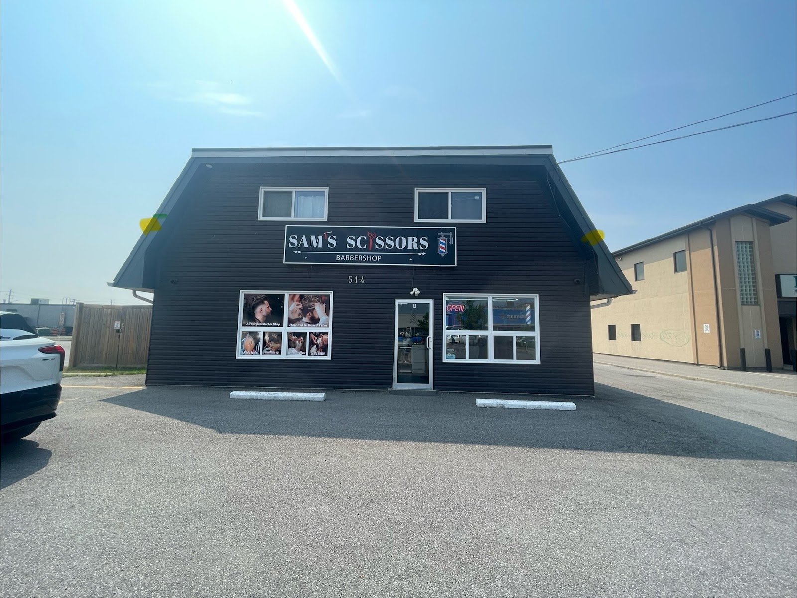 Sam's Scissors Barbershop storefront at 514 Welland Ave, St. Catharines